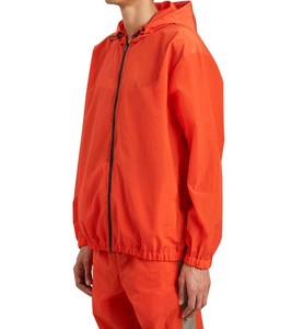 OEM ODM Survêtement coupe-vent avec bandes réfléchissantes et sweat à capuche réglable pour le jogging de nuit et l'entraînement en salle de sport - Product Image 3