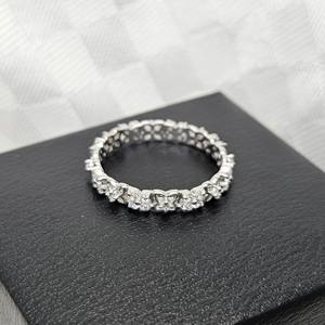 Anillo de compromiso de diamantes VVS Moissanite, oro blanco de 14 quilates, banda de eternidad de diamantes de corte brillante, joyería fina para anillos finos de mujer - Product Image 3