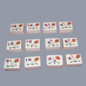 Coffret à bijoux en marbre d'albâtre avec incrustation florale en nacre |   Petites boîtes à bijoux, à bagues et à cadeaux |   Coffret cadeau Ramadan - Product Image 2