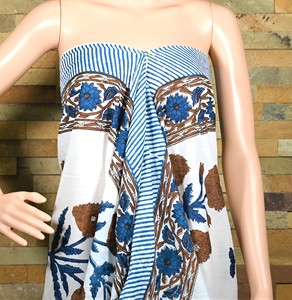 ผ้าซิ่นพิมพ์ลายบล็อกทำมือจากอินเดีย ผ้าฝ้ายน้ำหนักเบา ผ้าคลุมชายหาด ปาเรโอ สำหรับผู้หญิง ใส่เที่ยวพักผ่อนฤดูร้อน - Product Image 2