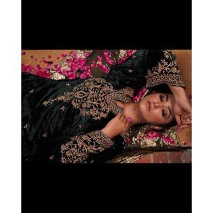 Ensemble haut et bas pour femme avec Dupatta pour fête - Product Image 5