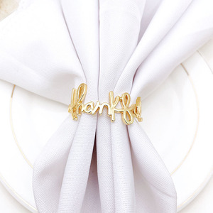 Elegante anillo de acero inoxidable ''THANKFUL'' para servilletas de tela, accesorio moderno para mesa, anillo metálico para servilletas - Product Image 4