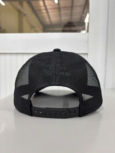 Casquettes de camionneur en mousse brodées 2D personnalisées de haute qualité, casquettes de camionneur en mousse pré-courbées réglables de haute qualité fabriquées au Vietnam - Product Image 3