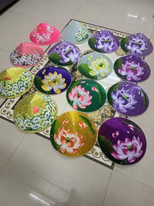 Sombrero vietnamita al por mayor, sombrero no cónico ecológico, hoja de palma hecha a mano, pintada a mano para regalos de recuerdo, sombrero de paja básico - Product Image 3