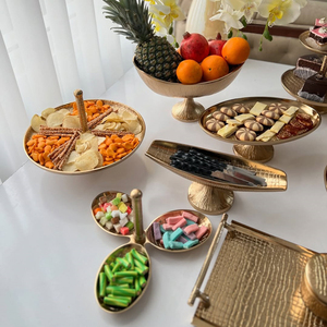 Variedades de postres Mantel Individual Royal Cake Stand Sets Soporte de pastel americano de estilo nórdico de lujo a precios de venta calientes - Product Image 1