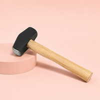 Marteau de charpentier robuste avec tête en acier forgé massif et manche en bois dur – Construction professionnelle, maçonnerie et usage général