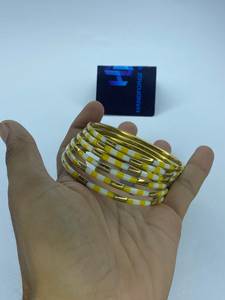 Bracelets en laiton et résine, faits à la main, design artisanal personnalisé, fabricant Handforge Global Impex, pour femmes, occasions spéciales - Product Image 6