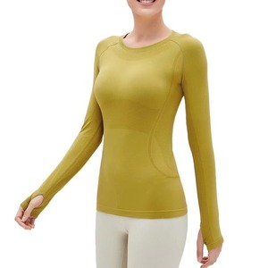 Haut de sport moulant pour femme, effet seconde peau, haute élasticité, imprimé personnalisé, en poly-spandex, pour l'entraînement - Product Image 5