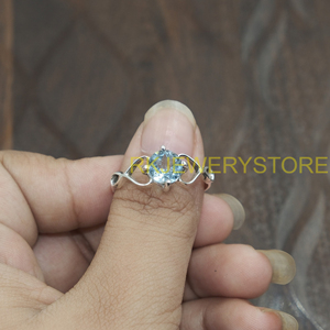 แหวนพลอยบลูโทแพซธรรมชาติ เงินแท้ 925 ดีไซน์ลายดอกไม้แบบอินฟินิตี้ ทำมือ สำหรับผู้หญิง ของขวัญสำหรับคุณแม่ - Product Image 4