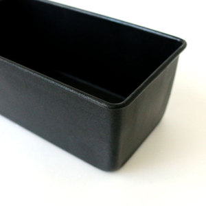 Moule à pain rectangulaire perforé 20 cm, revêtement silicone, durable, compatible lave-vaisselle, écologique, fabriqué à Guangdong - Product Image 5