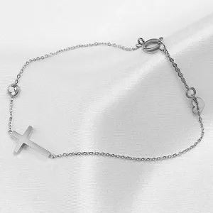 Pulsera de Cruz Ortodoxa Chapada en Oro con Estrella y Cadena de Eslabones con Circonitas, Joyería Religiosa Unisex - Product Image 4