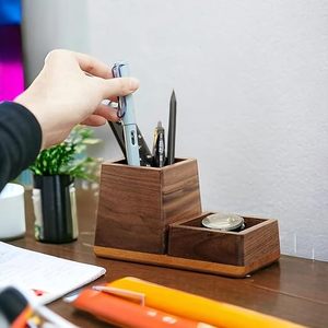 Elegante Portalápices de Madera de Primera Calidad, Organizador de Escritorio con Diseño Personalizado para Bolígrafos, Lápices y Papelería de Tradebyd - Product Image 1