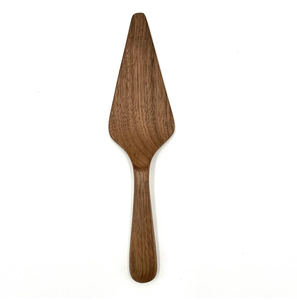 Servidor de pasteles de madera maciza en forma de triángulo para uso en mesa de hogar, para servir postres y repostería, a precio de mayoreo. - Product Image 2