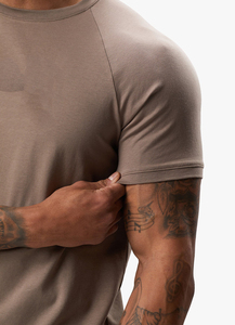 T-shirt homme personnalisé taupe foncé, t-shirt d'entraînement homme, coupe classique, respirant, fabriqué au Pakistan, t-shirts sportifs en tricot uni - Product Image 6