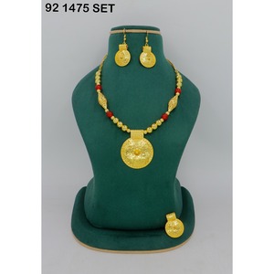 Geometric Pattern Trendy Alloy Choker Set Women's Engagement Anniversary <b>Gift</b> Dubai Gold Plated Jewelry Set Dubai Special Set - Product Image 1