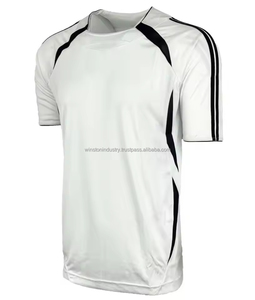 Custom Sublimated Men's Soccer Jersey Set Football Kits with Custom Soccer Uniform Training Wear OEM Service Available - Product Image 3