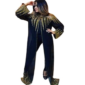 Abaya kaftan robes abaya vêtements musulmans nouvelle robe traditionnelle disponible dans toutes les tailles et corps vêtements en sapin faciles à manipuler - Product Image 1