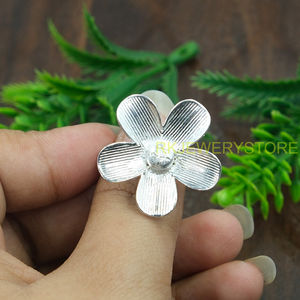 Bague Fleur en Argent Sterling 925 Faite à la Main, Bague Florale Tendance pour Femme, Bijou de Mode, Cadeau pour Femme, Petite Amie, Elle - Product Image 4