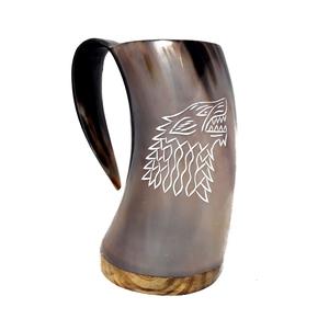 Mug en corne de style animal traditionnel, finition polie, matériau organique - pour équipement de reconstitution historique, costumes de cosplay, cuisines et bars à thème - Product Image 3