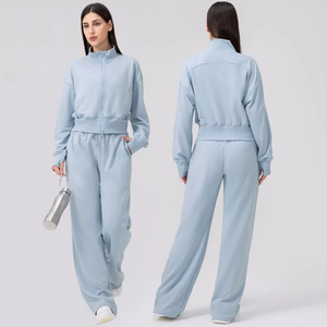 Survêtement pour femme en coton coupe-vent grande taille avec logo personnalisé, ensemble 2 pièces avec fermetures éclair doubles et col montant - Product Image 1