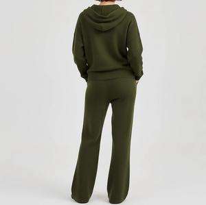 Lightweight Women Tracksuits Slim Fit Cotton Polyester Custom Printing Breathable Women Tracksuits for Adult Oem Service - Product Image 2