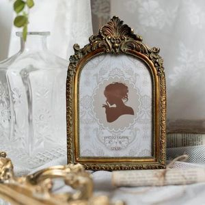 Luxury Decorative Metal Photo <b>Frame</b> Premium <b>Picture</b> <b>Frame</b> for Family Portrait Home Accessories Wedding Gift Wholesale OEM - Product Image 2