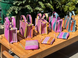 Bolso de mano de nailon reciclado ecológico de lujo, Diseño a rayas, logotipo personalizable, Mini bolso de mano, cierre de cremallera, uso diario informal, Doble - Product Image 4