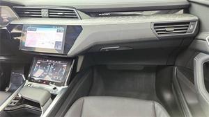 Audi Q8 e-tron Premium Plus 4dr SUV AWD 2024, poco usado. - Product Image 4