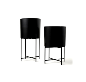 Elegante Macetero Decorativo con Soporte para Arreglos Florales, Ideal para Balcón, Patio y Jardín - Product Image 1