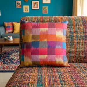 Housse de coussin carrée HILTEX légère en coton tissé motif Ikat, style vintage, hypoallergénique, fermeture enveloppante pour la maison et l'hôtel - Product Image 3
