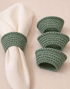 Anneau de serviette en crochet fait main, porte-serviettes vert sauge, décoration de table minimaliste - Product Image 2