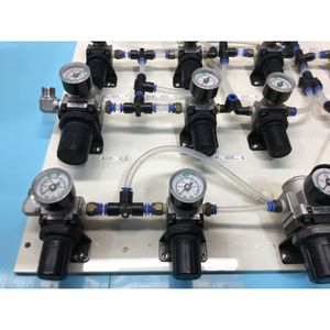 2 Régulateurs de pression SMC ARP3000-02BG + Lot de 13 - Équipements et pièces semi-conductrices d'occasion fiables à l'échelle mondiale - Product Image 3