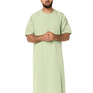 Qamis arabe pour homme, tenue traditionnelle modeste, longueur au sol, manches longues, design épuré, vente en gros, exportation - Product Image 5