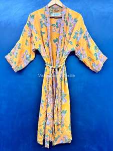 Robe kimono en crêpe de soie faite à la main pour femmes |   Sari Wrap à col en V, longueur totale, taille haute élastique, motif floral, logo sur le devant, doux | - Product Image 5