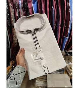 Kurta traditionnel pour homme avec détails en patti dori, idéal pour les événements culturels, les tenues ethniques quotidiennes et les occasions festives. - Product Image 3