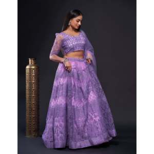 Conjunto Elegante de Lehenga Choli Morado con Lentejuelas para Fiesta, Talla M, Diseño FB para Mujer - Product Image 3