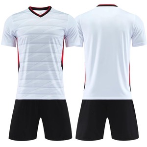 Ensemble de vêtements de football personnalisés, uniformes, nouveau design, maillot de football pour hommes, maillot de football en polyester à séchage rapide, pas cher - Product Image 3