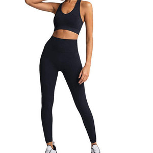 Ensemble de yoga 3 pièces pour femme : Leggings taille haute sans couture, crop top col en V, noir uni, longueur intégrale, anti-UV, en Spandex/Nylon, tenue de sport - Product Image 1