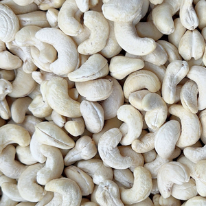 เม็ดมะม่วงหิมพานต์ดิบจากโรงงานเวียดนาม WW180, WW240, WW320, LP, WS ขายส่งเม็ดมะม่วงหิมพานต์ รับผลิตตามความต้องการของลูกค้า OEM ODM - Product Image 1