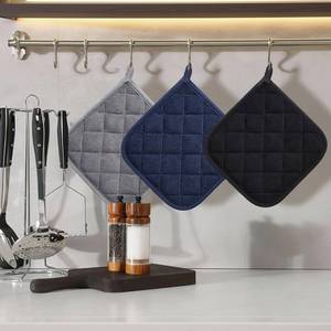 Premium Cotton Pot Holders Wholesale | Heat Insulated Kitchen Pot Holders with Custom Branding & Logo Printing - Product Image 5