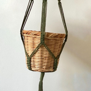 Macetas de mimbre a precio de fabricante, macetas colgantes decorativas, soporte para macetas de ratán natural - Product Image 1