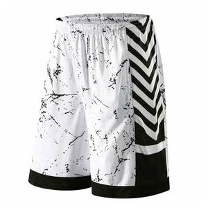 Pantalones Cortos Deportivos para Hombre Hechos en Pakistán, Pantalones Cortos de Baloncesto Personalizados en Color, a Bajo Precio - Product Image 1