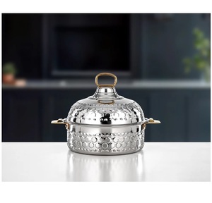 Ensemble de 3 plats ronds en acier inoxydable argenté faits à la main avec couvercle, parfaits pour les mariages, les réceptions et la décoration de table. - Product Image 3