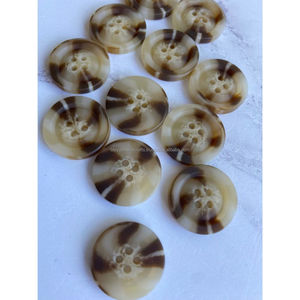 Noir personnalisé Stock 4 trous bouton réel Buffalo bouton en corne de buffle vierge pour la vente à l'exportation - Product Image 4
