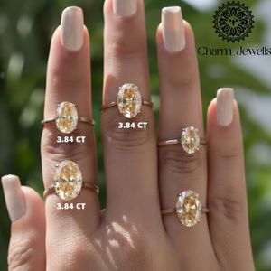 Bague de fiançailles classique pour femme en argent plaqué or 10K/14K avec moissanite taille coussin et sertissage à griffes - Charm Jewells - Product Image 5