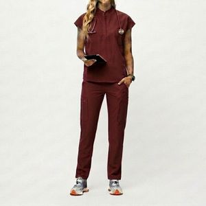 OEM Custom Nurse <b>Scrubs</b> <b>Set</b> Breathable Medical Uniform Comfortable Hospital Workwear Sample Available Supplier <b>Scrubs</b> <b>Set</b> - Product Image 1