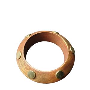 Bracelet en bois naturel bombé avec plusieurs incrustations de laiton doré - Bracelet bohème en bois sculpté à la main, respectueux de l'environnement - Product Image 1