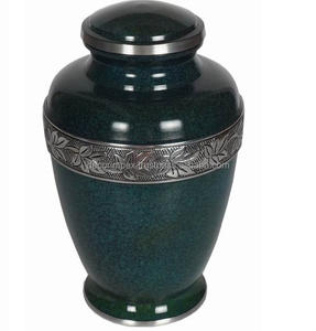 La urna de cremación púrpura Premium Choice con una banda plateada es un contenedor decorativo para cenizas humanas - Product Image 5