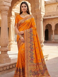 Sari Tradicional Indio con Bordado Paithani en Seda Pashmina para Bodas y Eventos Festivos, Ropa Elegante para Mujer - Product Image 1