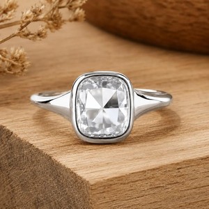 En gros Bague de fiançailles sertie de diamants de laboratoire taille coussin et taille rose, certifiée IGI, couleur DEF, clarté VS VVS, en or massif 10K 14K 18K - Product Image 5